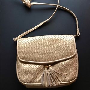 Vintage gold tassel shoulder purse👜